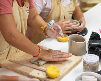 MARTES 25 DE FEBRERO TALLER CERÁMICA & FAMILIA